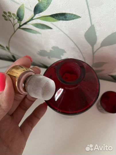 Графин со стопками. Марганцевое. Рубиновое стекло