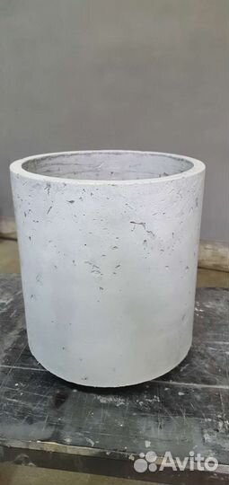 Кашпо из бетона