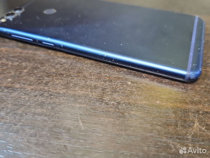 HUAWEI Y9 (2018), 3/32 ГБ