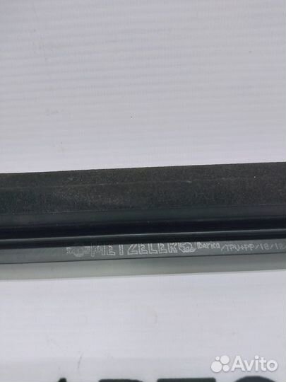 Бархотка передняя правая Nissan Qashqai (J10)