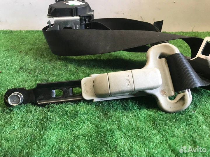 Ремень безопасности передний правый R