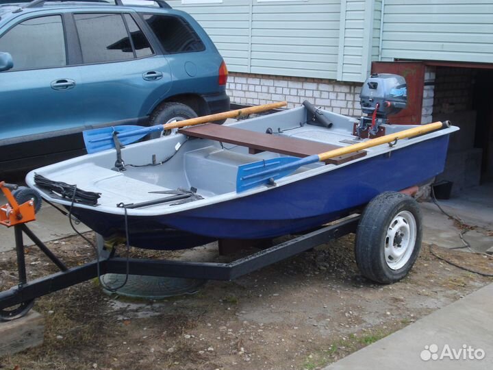 Лодка с мотором