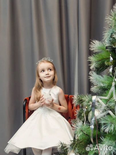 Нарядное пышное платье для девочки