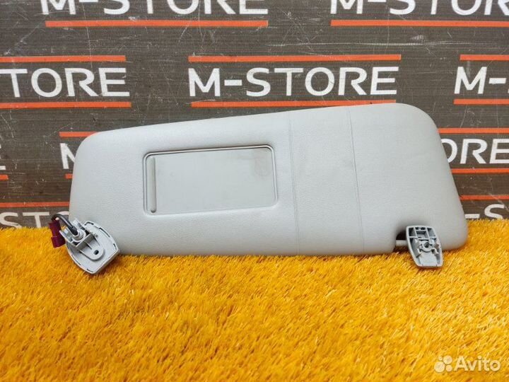 Козырек солнцезащитный передний правый Bmw