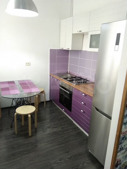 2-к. квартира, 40 м², 1/4 эт.