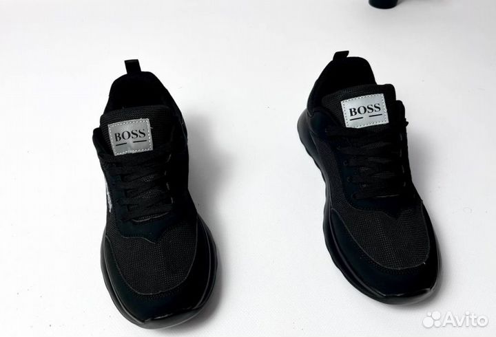 Кроссовки Boss комфортные