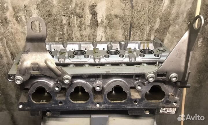 Головка блока цилиндров VW cfna