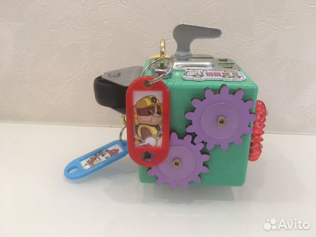 Развивающая игрушка