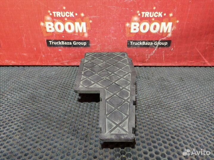 Крышка кулисы кпп Volvo FM