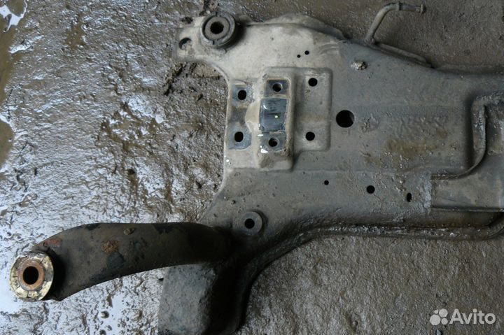 Балка подмоторная Ford Focus II Форд Фокус 2