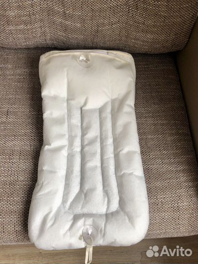 Матрасик для купания малышей