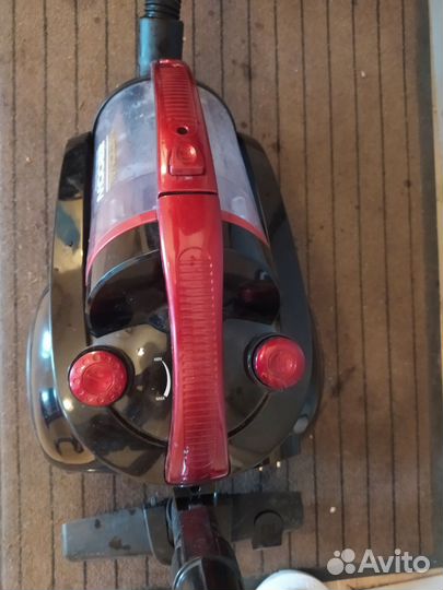 Пылесос Мультициклон. 2200 Вт. 2019 год