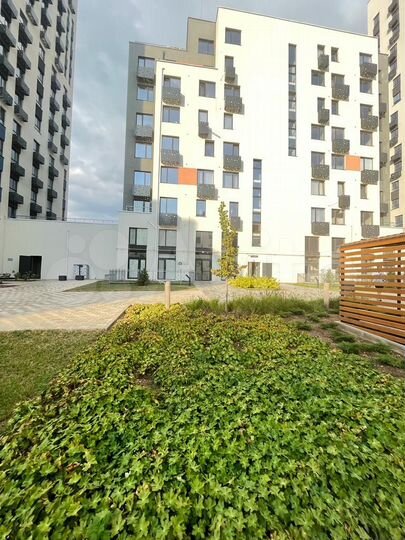 2-к. квартира, 71 м², 1/8 эт.