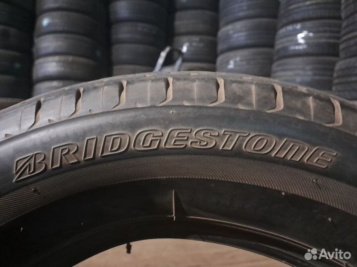 Bridgestone Luft RV II 215/60 R16 95H