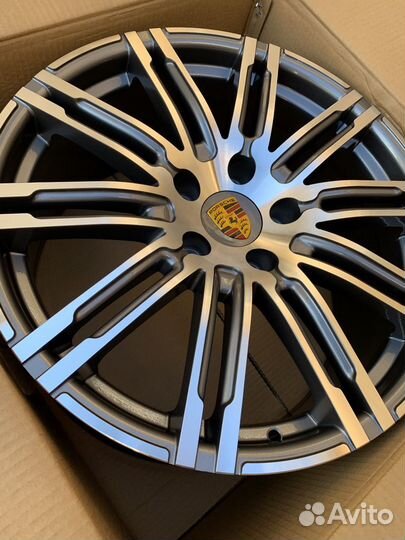 Диски R21 на Porsche Cayenne Порше Кайен 957 / 958