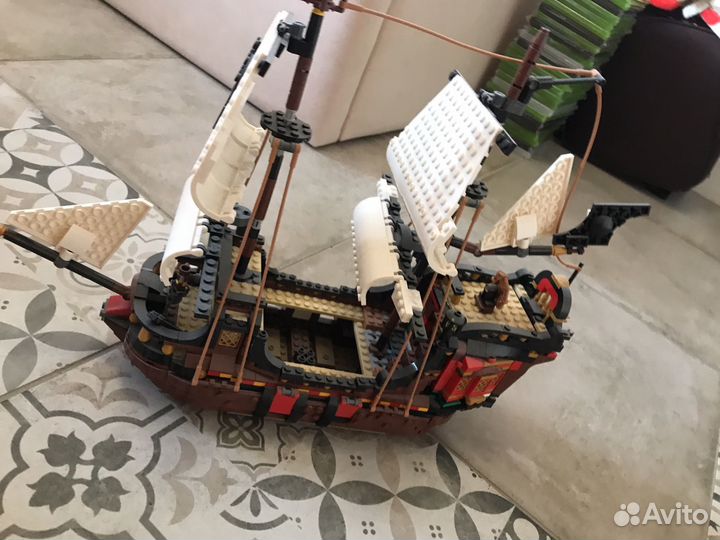 Lego пиратский корабль