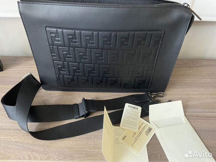 Кожаная сумка (папка)для документов оригинал Fendi