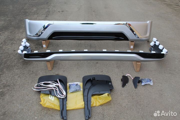 Land Cruiser 200 2016+ обвес Middle East G9HY1