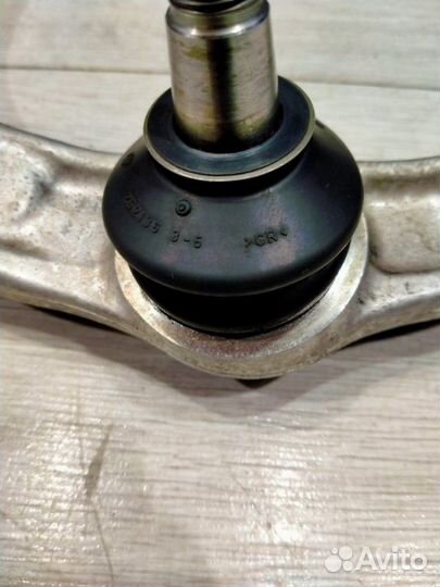 Рычаг подвески передний левый Mercedes-Benz Ml 164