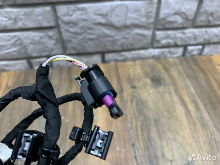 Skoda Karoq Проводка (коса) заднего бампера