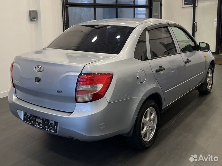 LADA Granta 1.6 МТ, 2012, 109 000 км