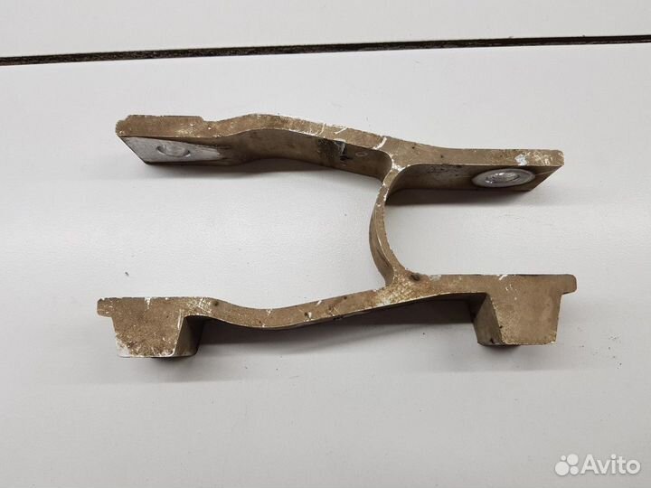 Кронштейн задней опоры двигателя (Geely Tugella)