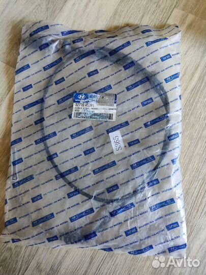 Тросик аксилиратора (газа)