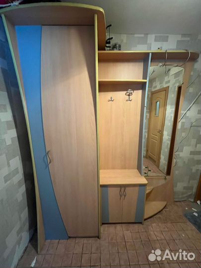 Шкаф в прихожую