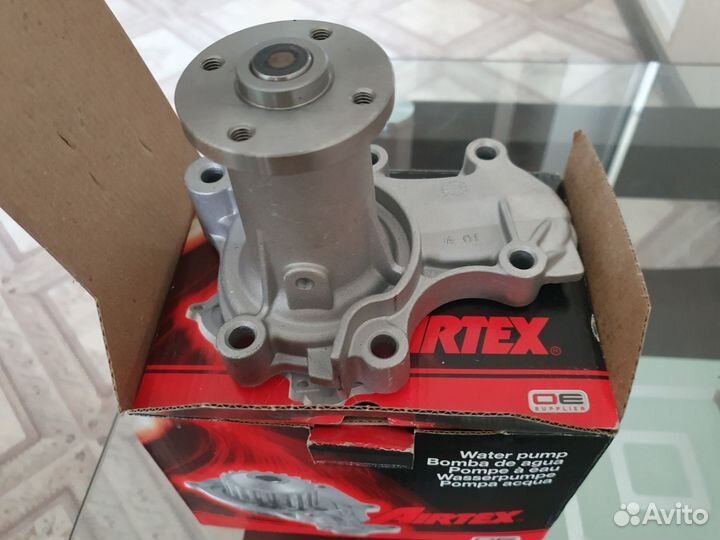 Водяной насос,помпа,митсубиси lancer,1,6