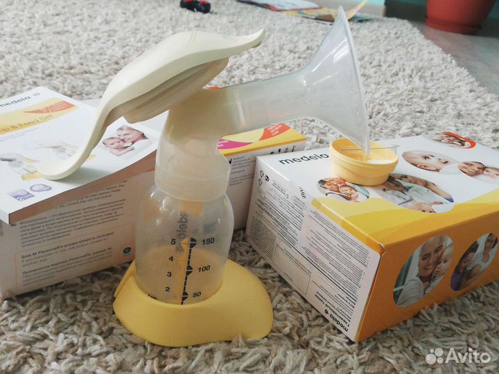 Молокоотсос medela ручной