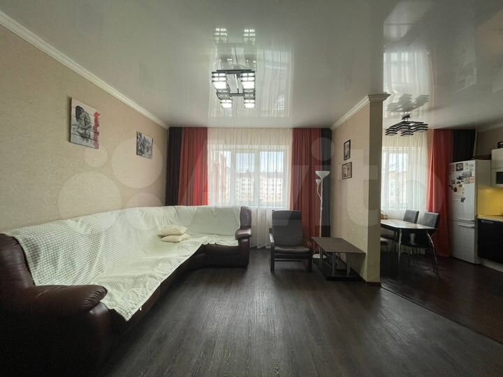 3-к. квартира, 82 м², 3/6 эт.