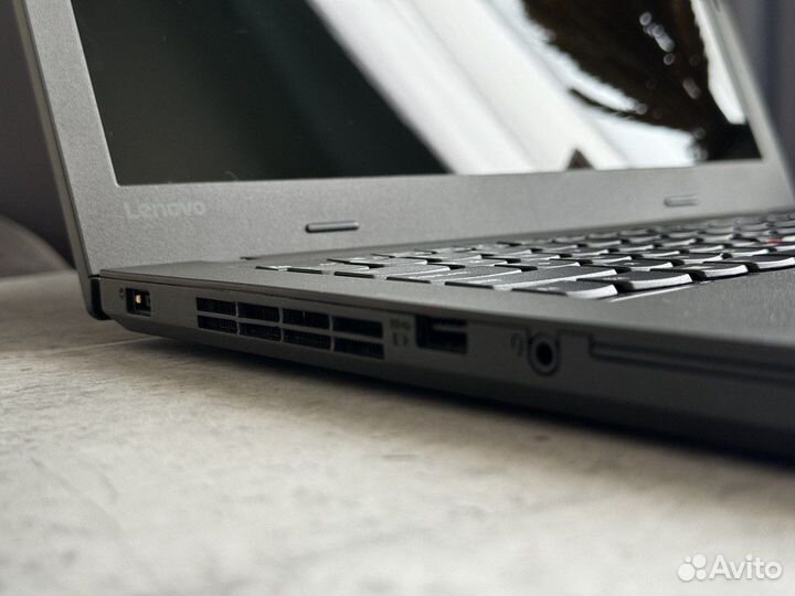 Мощный ноутбук как новый 14 FHD озу 16гб