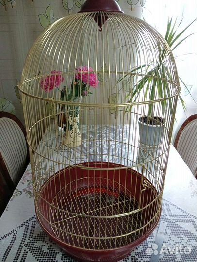 Большая клетка для птиц