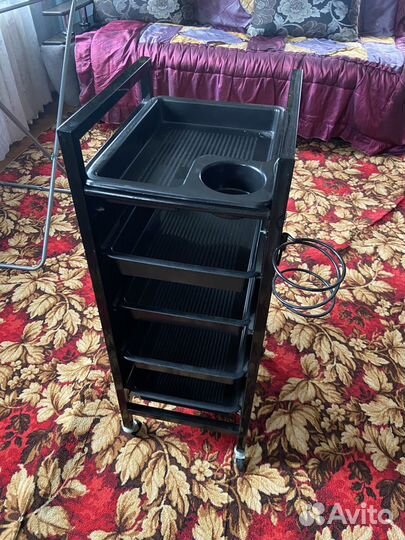 Тележка парикмахерская