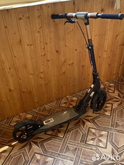 Самокат reaction 230