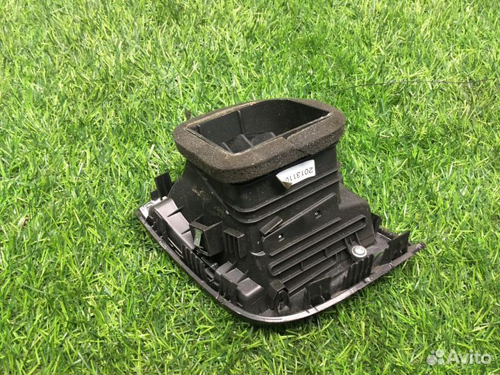 Дефлектор воздушный Rh hyundai solaris 1