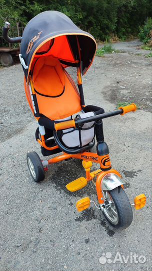 Трехколесный велосипед