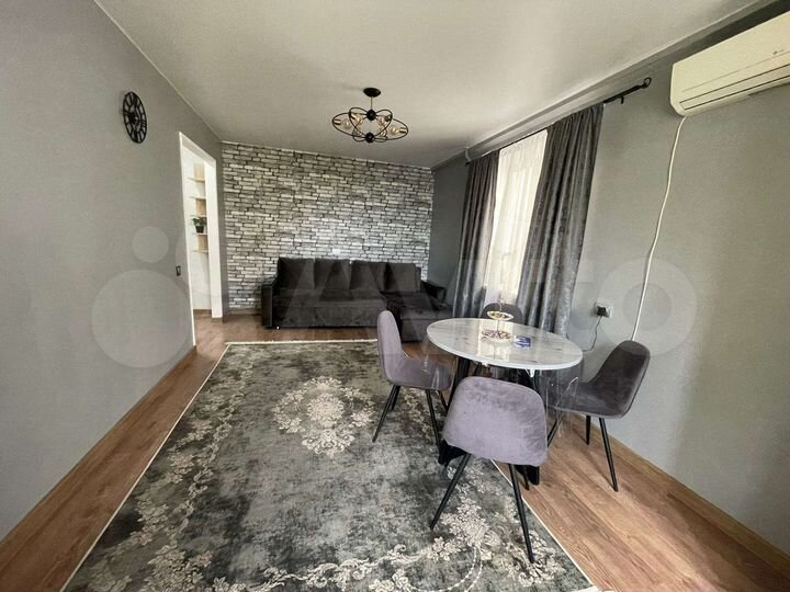 2-к. квартира, 33 м², 2/5 эт.