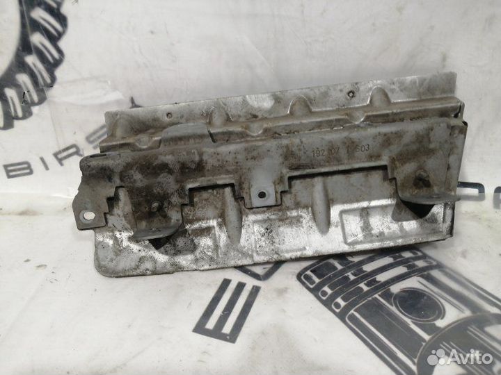 Кожух Volkswagen Passat B6 2005-2010