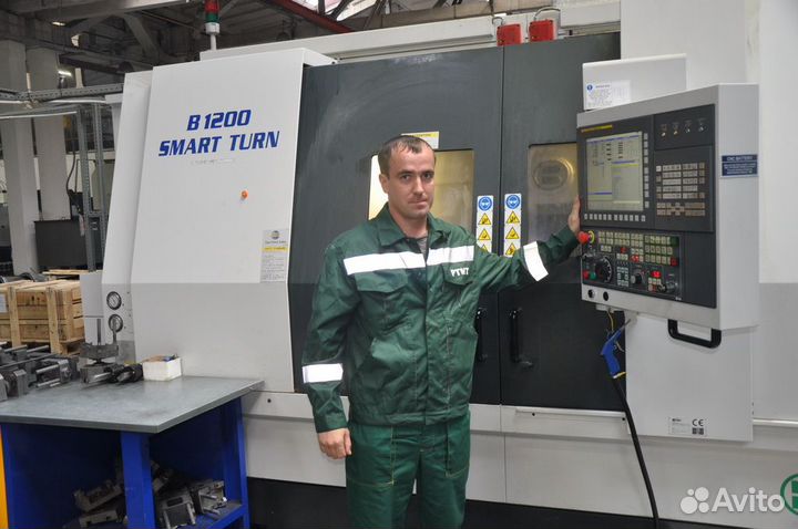 Станочник (оператор станка) с обучением