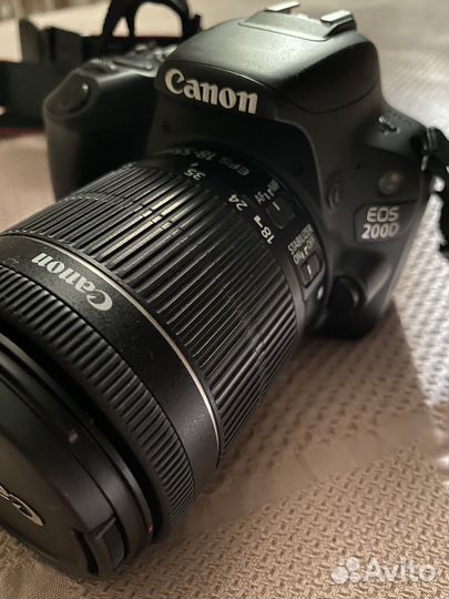 Фотоаппарат canon 200d