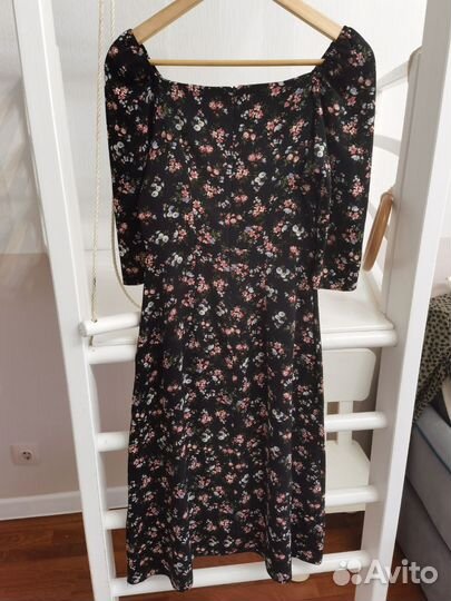 Платье с цветочным принтом