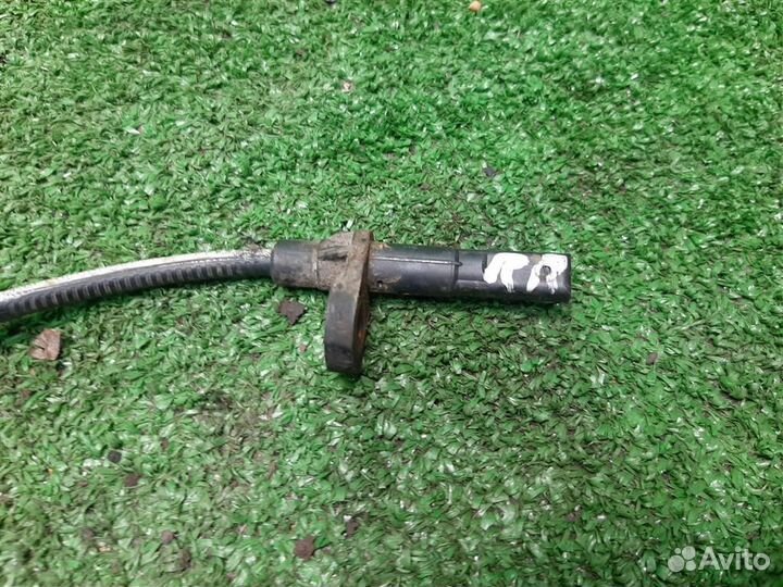 Датчик ABS задний правый Mitsubishi Grandis 2008