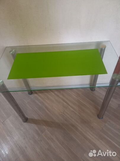 Стол стеклянный