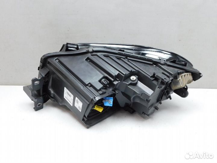 Фара правая Mercedes-Benz M-Class