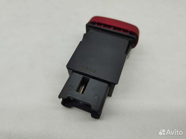 Кнопка аварийки Suzuki Cultus GC21S 1999 г.в