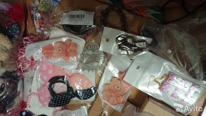 Цена за всё пакетом заколки резинки цепочки крест