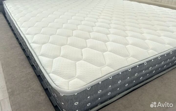 Матрас 160х200 Новый