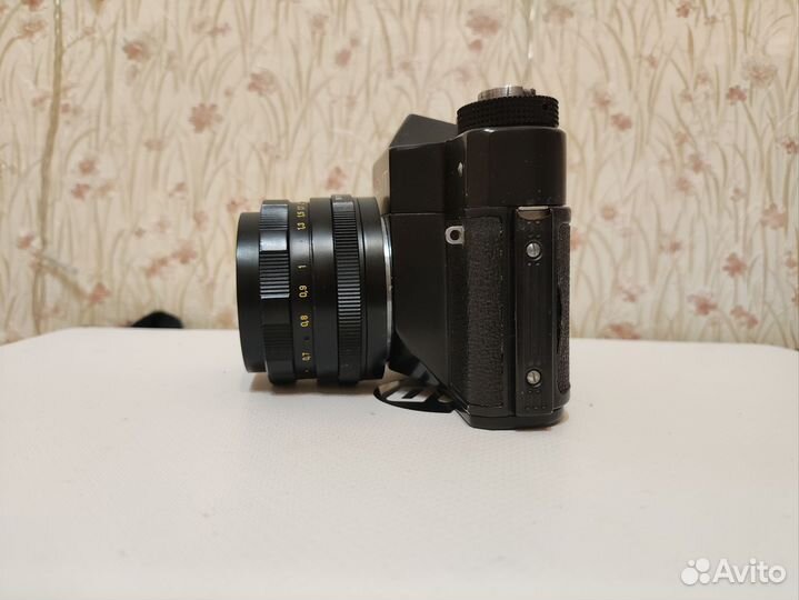 Плёночный фотоаппарат Zenit TTL