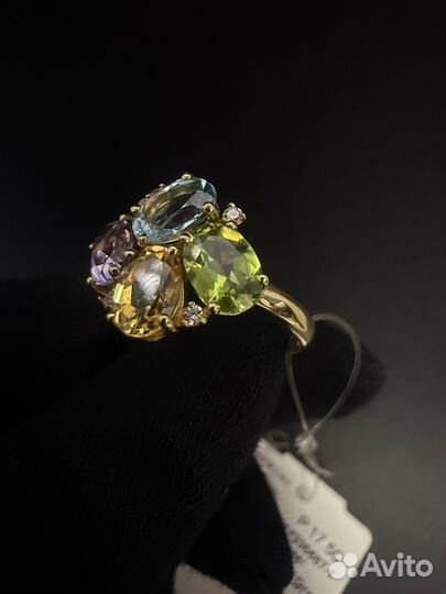 Золотое кольцо с самоцветами 585